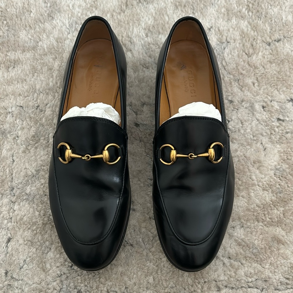 Gucci Jordaan Loafers in Black Leather